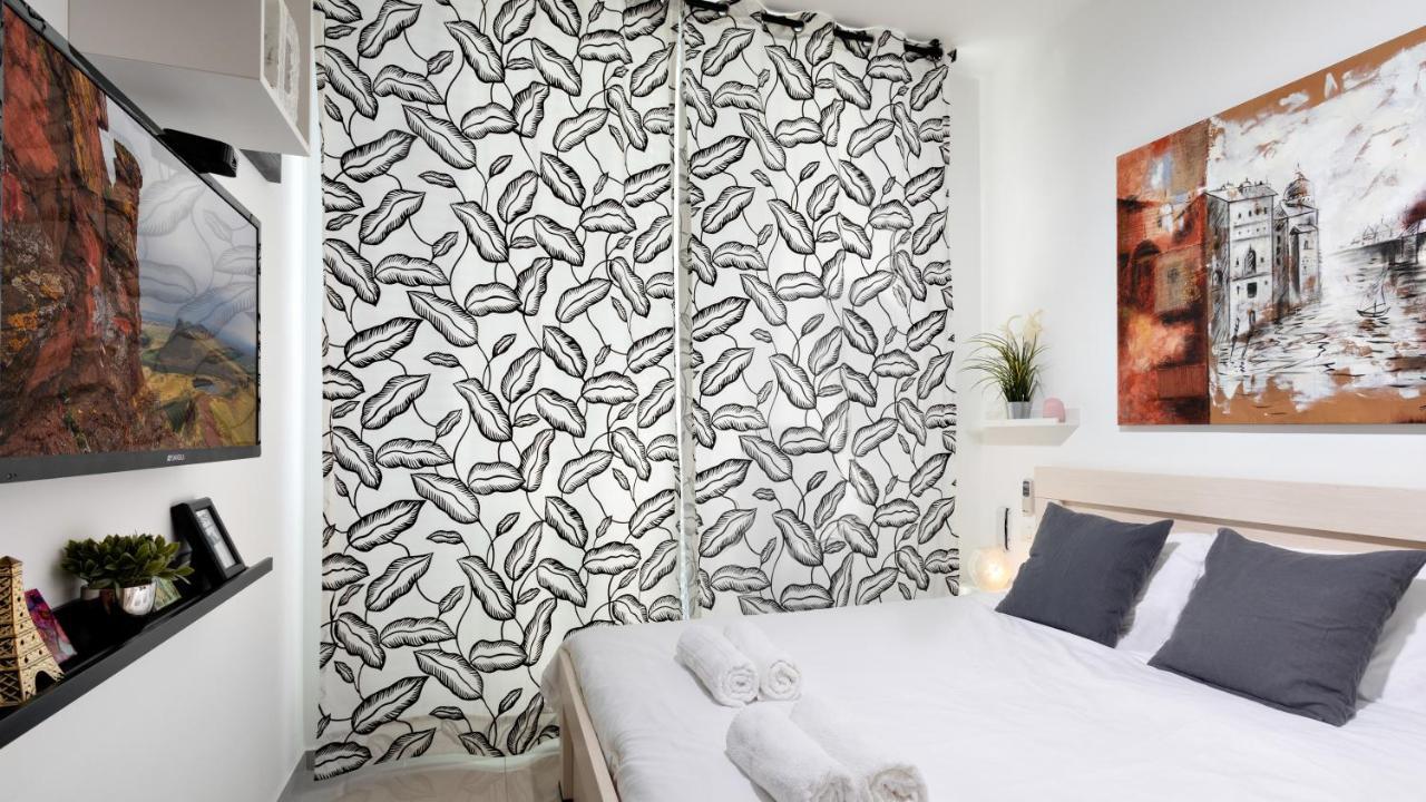 Stylish 1Br Flat For 4 Ppl In Allenby By Holyguest Tel Aviv Buitenkant foto